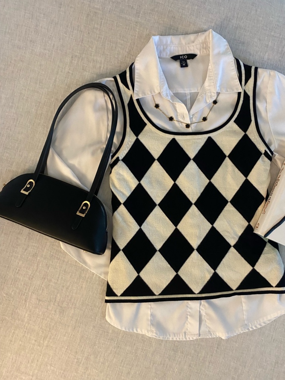 Preppy Tank Top 📓♠️🗝️ - Picture 2 of 6
